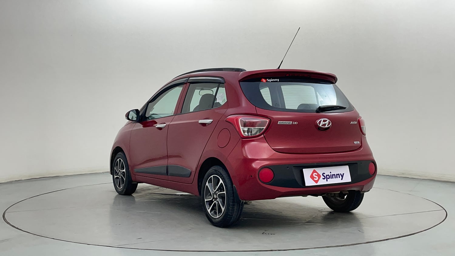 Used 2017 Hyundai Grand i10 Asta 1.2 Kappa VTVT Petrol Manual exterior LEFT REAR CORNER VIEW