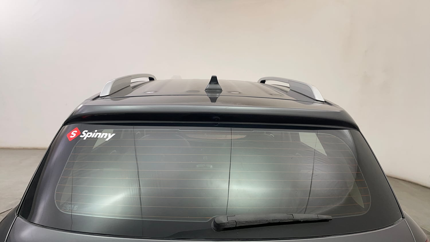 Used 2022 Hyundai Venue SX (O) 1.5 CRDi Executive Diesel Manual exterior BACK WINDSHIELD VIEW