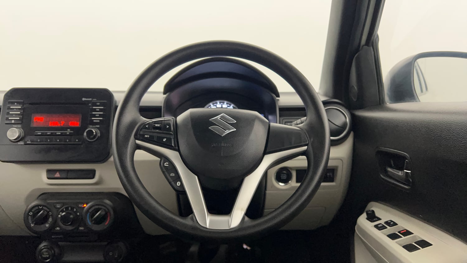 Used 2020 Maruti Suzuki Ignis Zeta 1.2 AMT Petrol Automatic interior STEERING VIEW