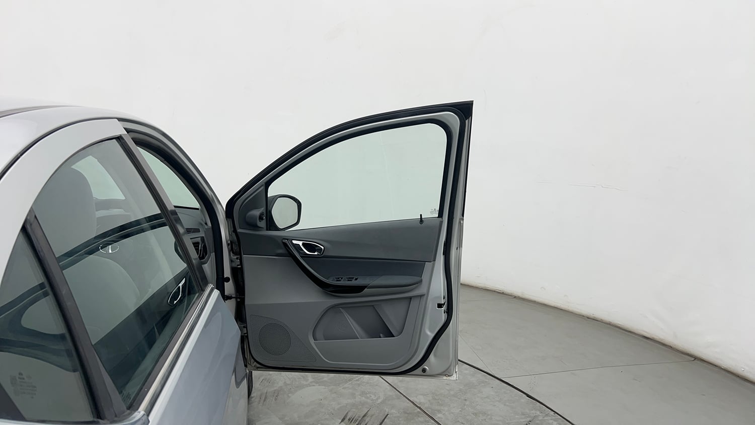 Used 2021 Tata Tigor XZ Plus Petrol Manual interior RIGHT FRONT DOOR OPEN VIEW