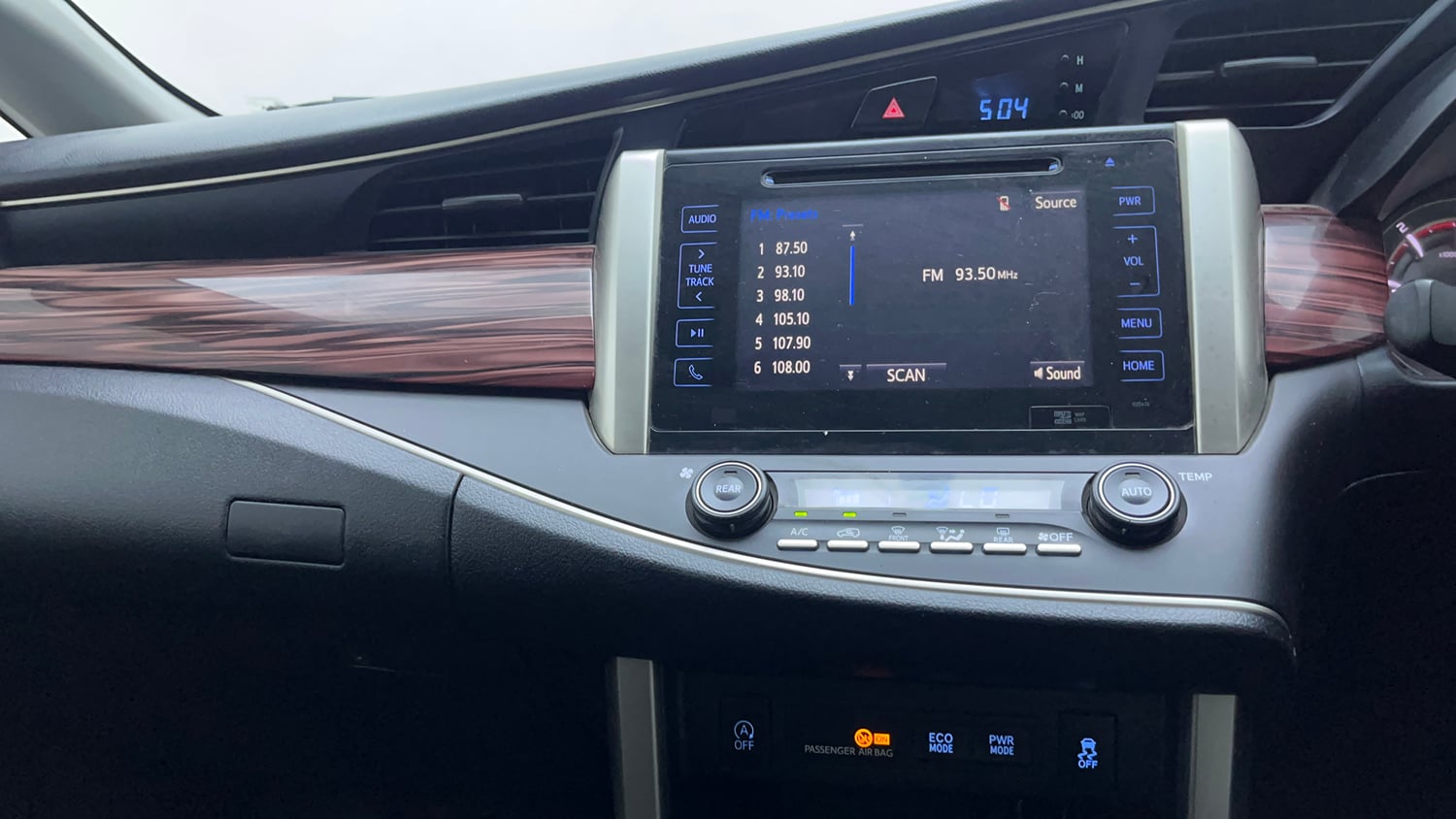 Used 2019 Toyota Innova Crysta Touring Sport Diesel AT Diesel Automatic interior MUSIC SYSTEM & AC CONTROL VIEW