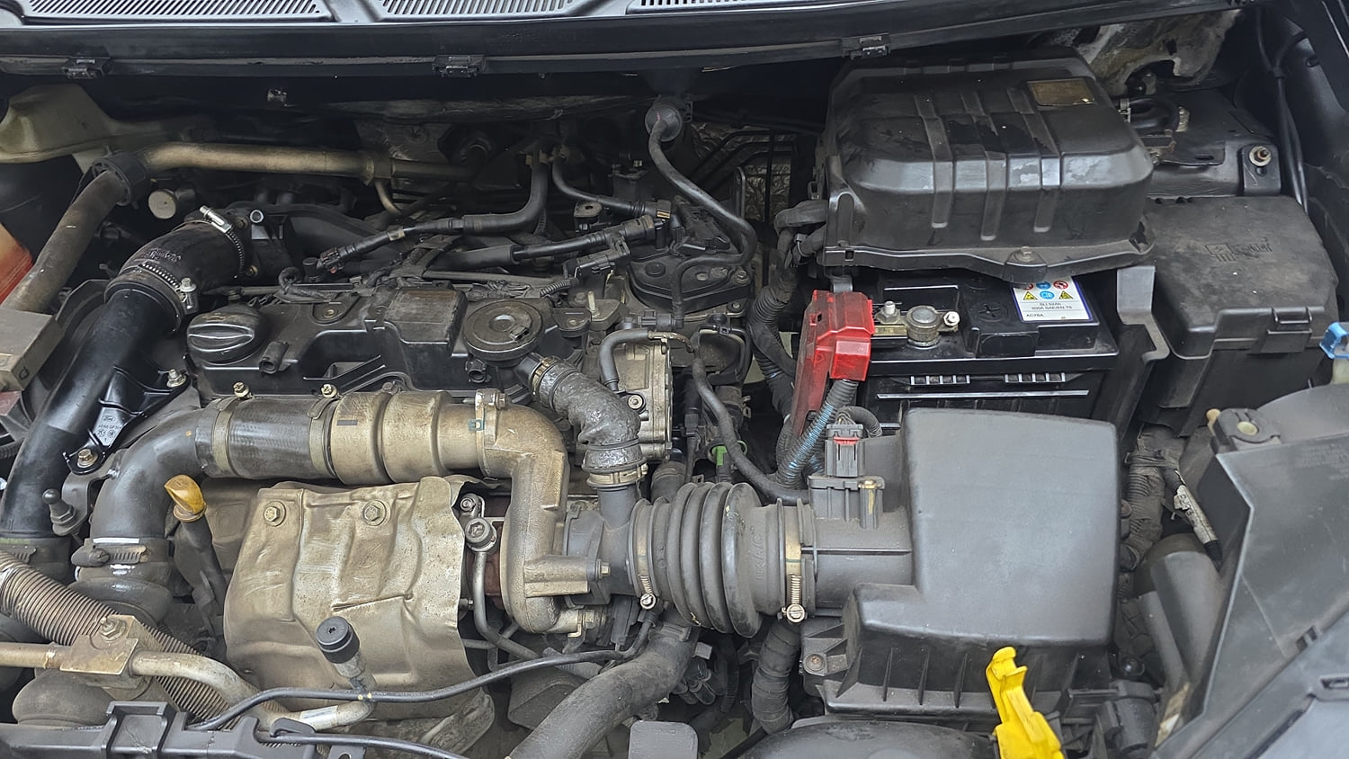 Used 2015 Ford EcoSport Titanium 1.5 TDCi Diesel Manual engine ENGINE LEFT SIDE VIEW