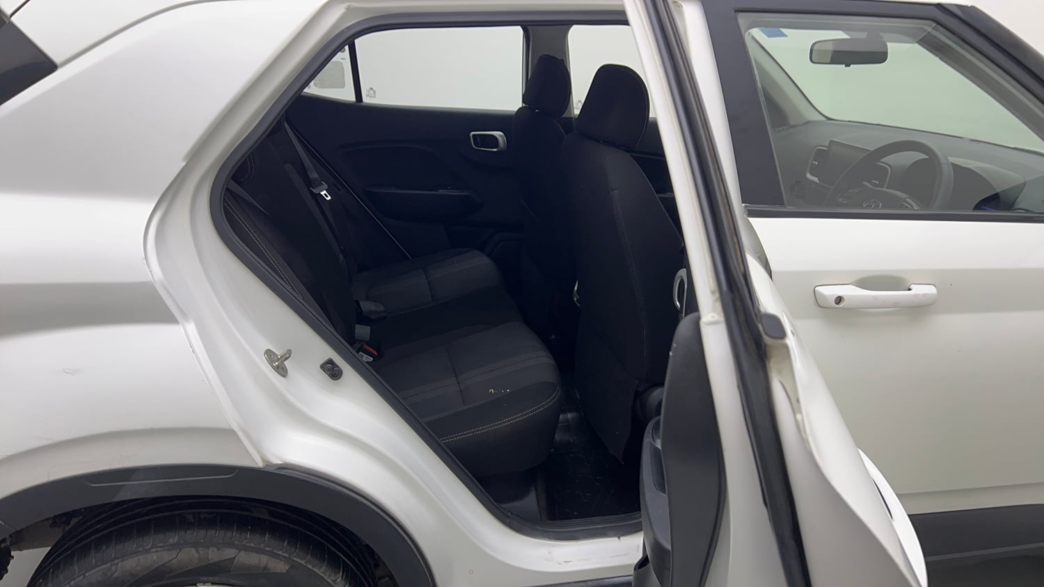 Used 2022 Hyundai Venue SX 1.0 Turbo iMT Petrol Manual interior RIGHT SIDE REAR DOOR CABIN VIEW