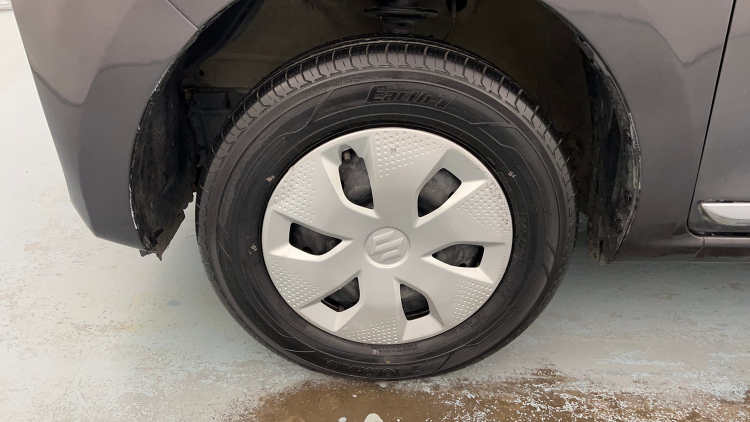 Used 2023 Maruti Suzuki Alto K10 VXi Plus Petrol Manual tyres LEFT FRONT TYRE RIM VIEW