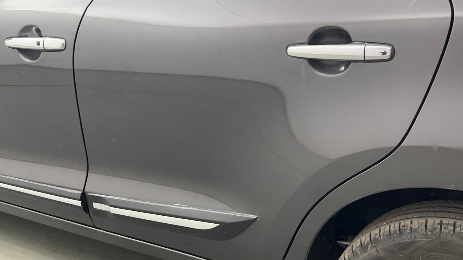 Used 2018 Maruti Suzuki Baleno Zeta 1.2 AT Petrol Automatic dents MINOR SCRATCH