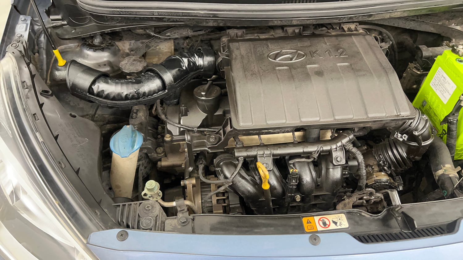 Used 2015 Hyundai Xcent SX 1.2 Petrol Manual engine ENGINE RIGHT SIDE VIEW