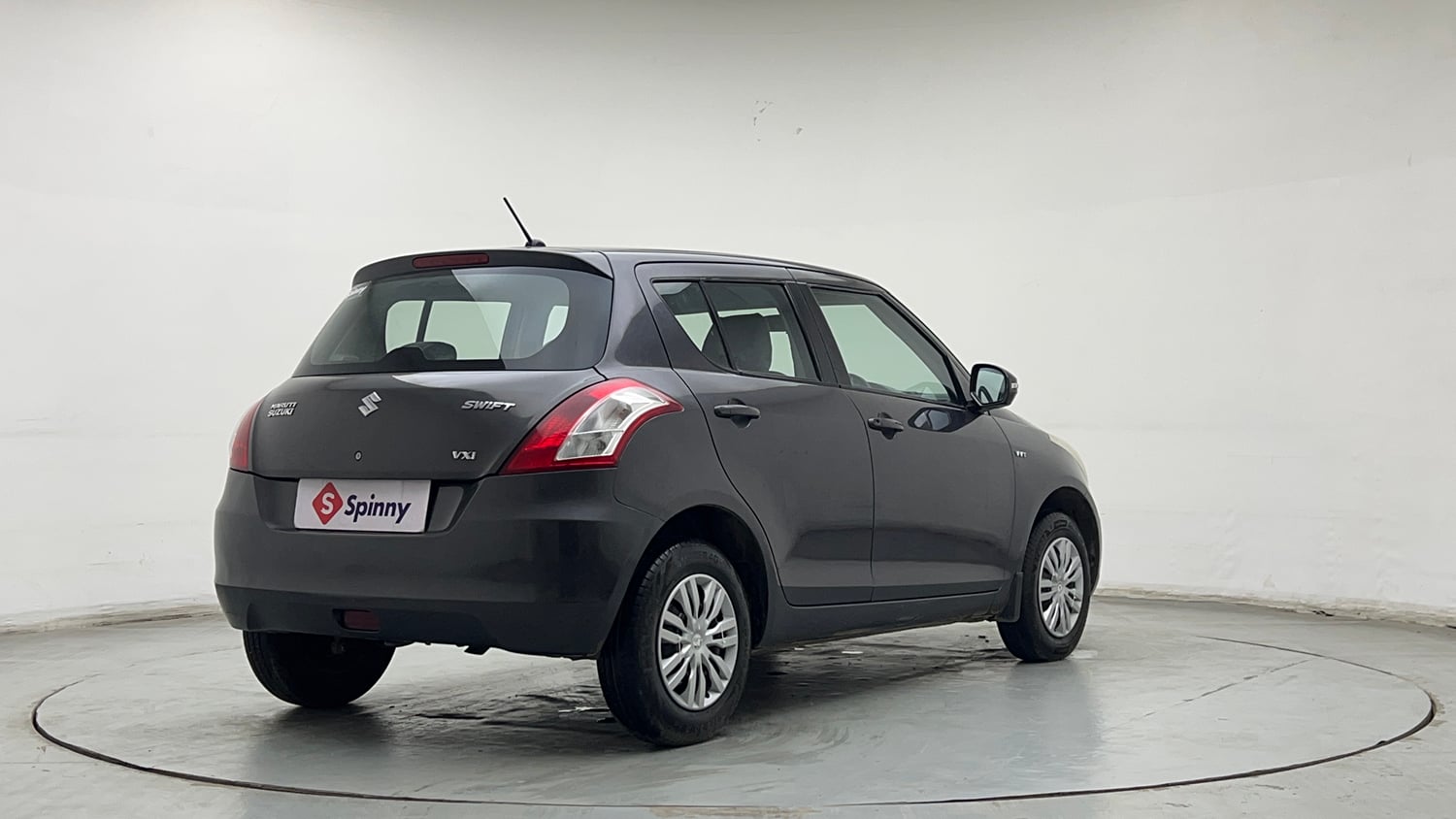 Used 2015 Maruti Suzuki Swift VXi Petrol Manual exterior RIGHT REAR CORNER VIEW