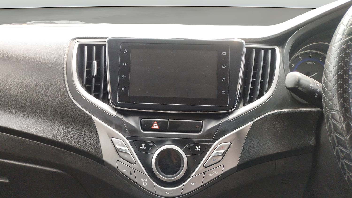 Used 2021 Maruti Suzuki Baleno Zeta Petrol Manual interior MUSIC SYSTEM & AC CONTROL VIEW