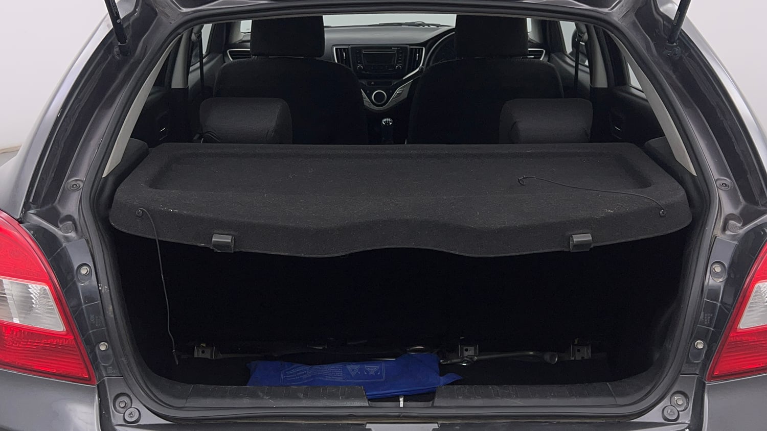 Used 2018 Maruti Suzuki Baleno Delta 1.2 Petrol Manual interior DICKY INSIDE VIEW