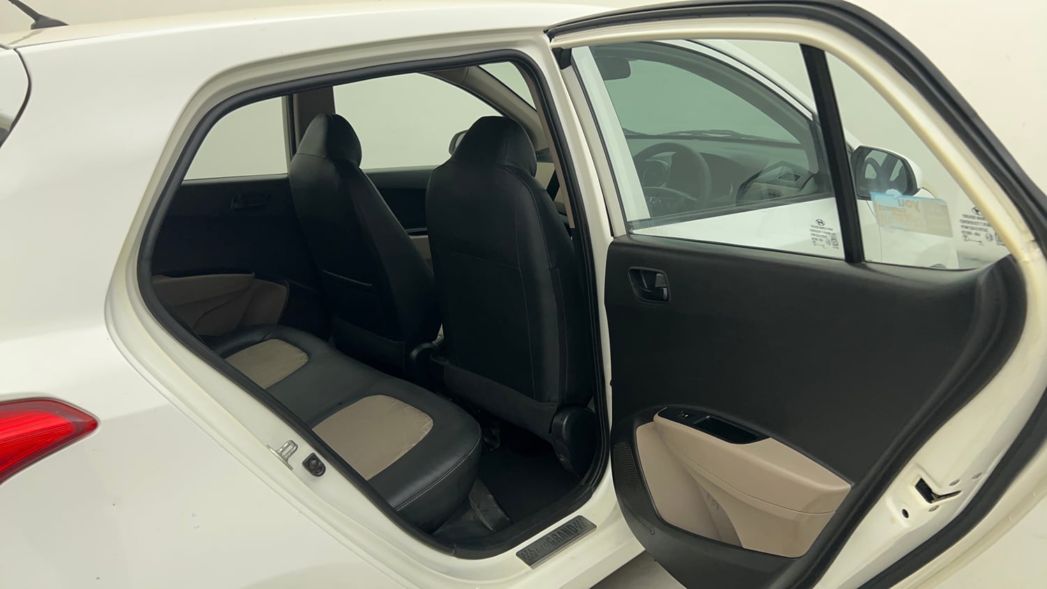 Used 2015 Hyundai Grand i10 Magna 1.2 Kappa VTVT Petrol Manual interior RIGHT SIDE REAR DOOR CABIN VIEW