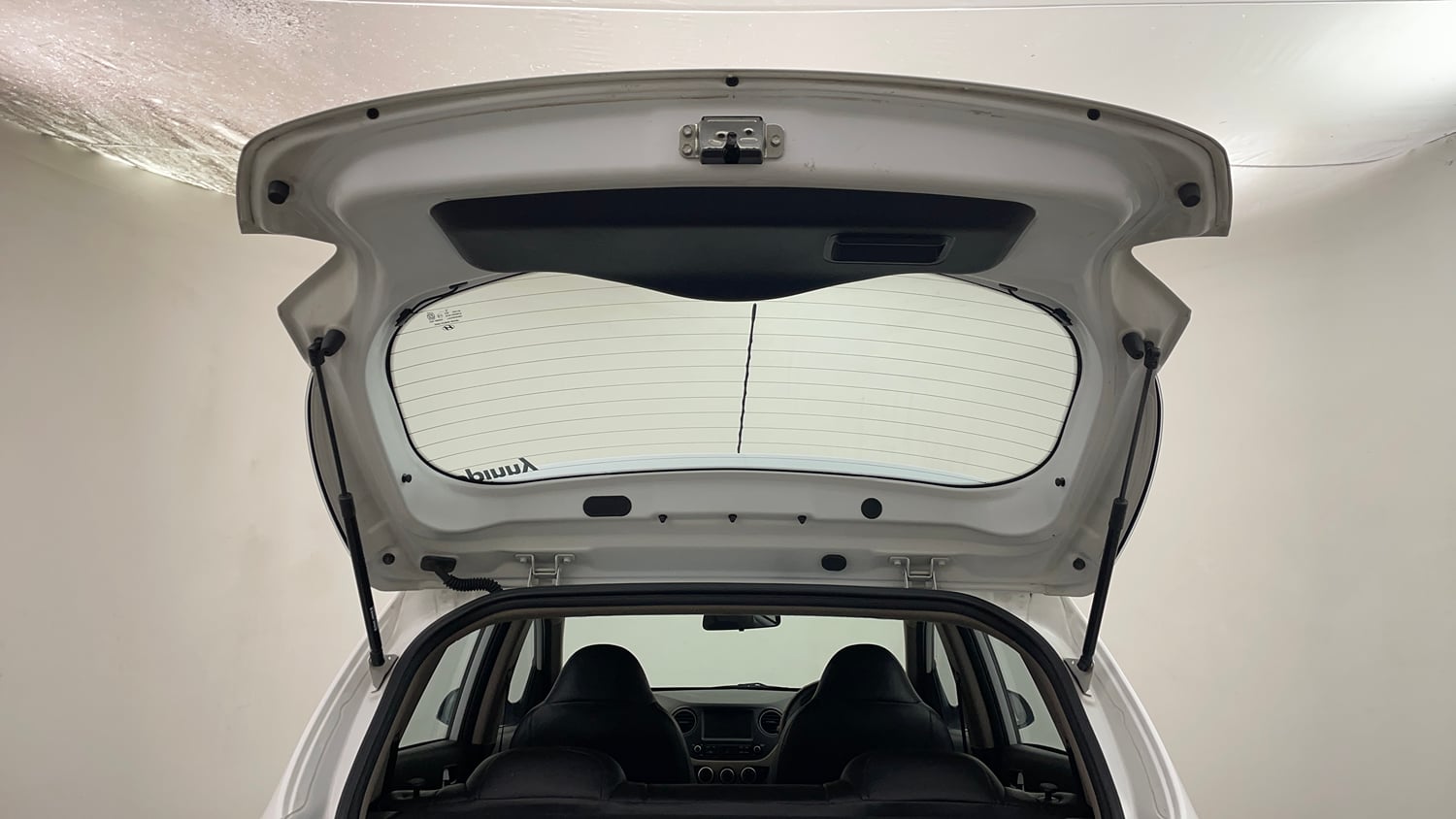 Used 2019 Hyundai Grand i10 Sportz 1.2 Kappa VTVT Petrol Manual interior DICKY DOOR OPEN VIEW