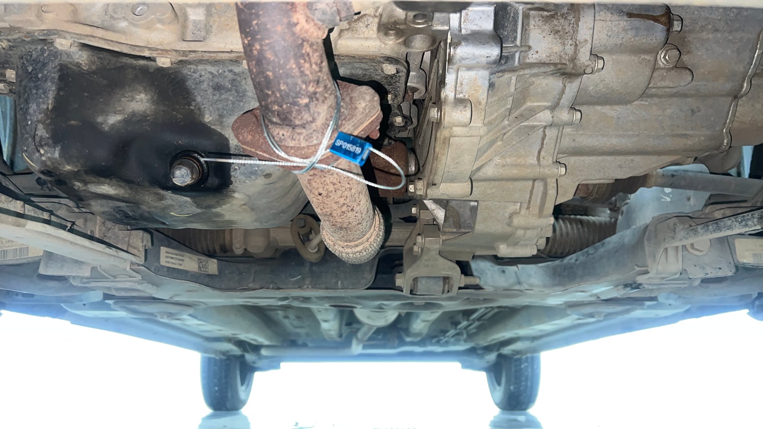 Used 2022 Tata Punch Adventure MT Petrol Manual extra FRONT LEFT UNDERBODY VIEW