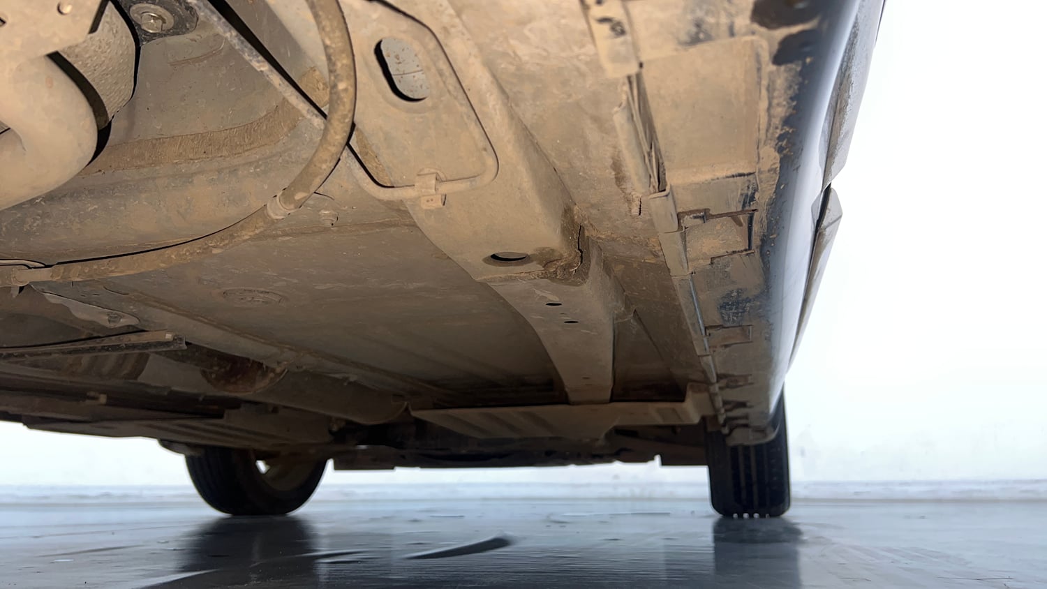 Used 2025 Maruti Suzuki Baleno Zeta MT Petrol Manual extra REAR RIGHT UNDERBODY VIEW