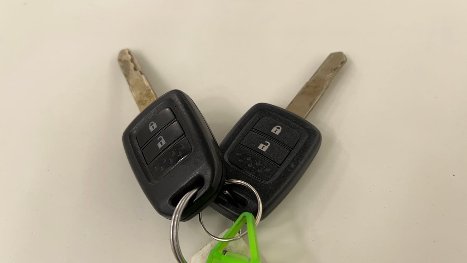 Used 2016 Honda City SV Petrol Manual extra CAR KEY VIEW
