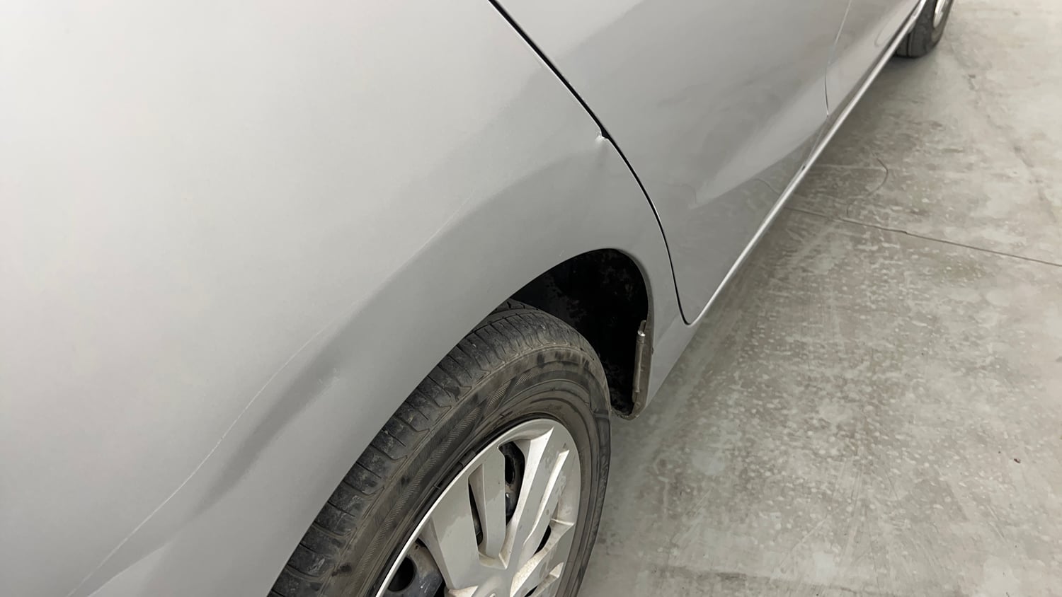 Used 2015 Honda Jazz SV Petrol Petrol Manual dents MINOR SCRATCH