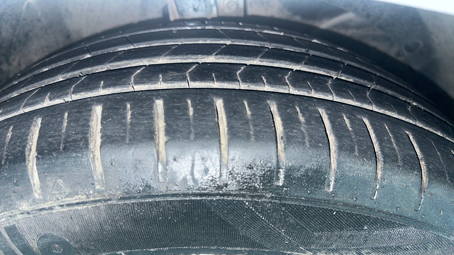 Used 2021 Maruti Suzuki Baleno Zeta Automatic Petrol Automatic tyres RIGHT FRONT TYRE TREAD VIEW