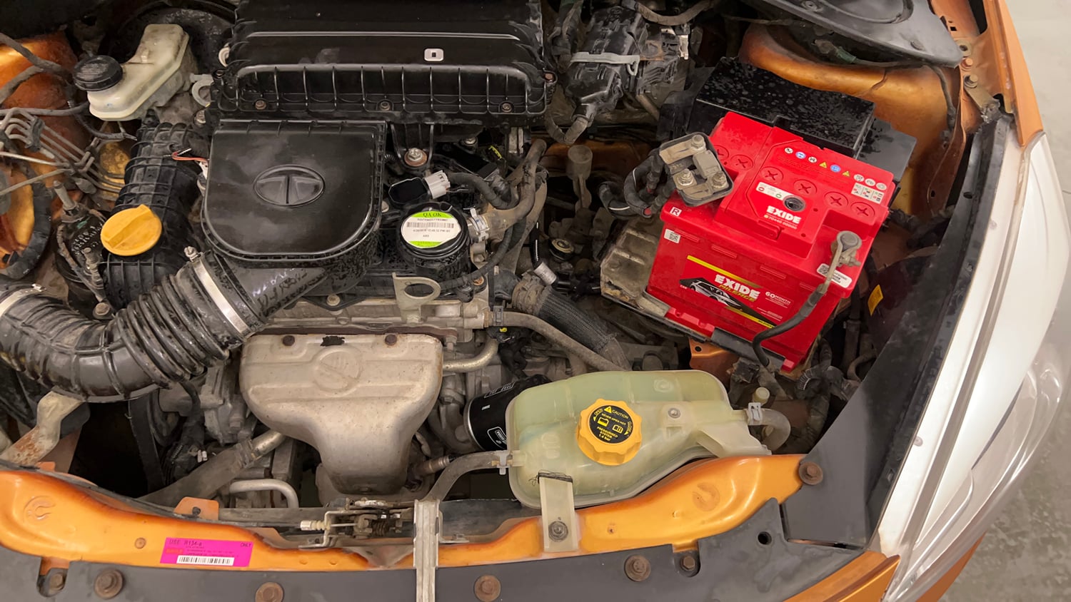 Used 2016 Tata Tiago Revotron XZ Petrol Manual engine ENGINE LEFT SIDE VIEW