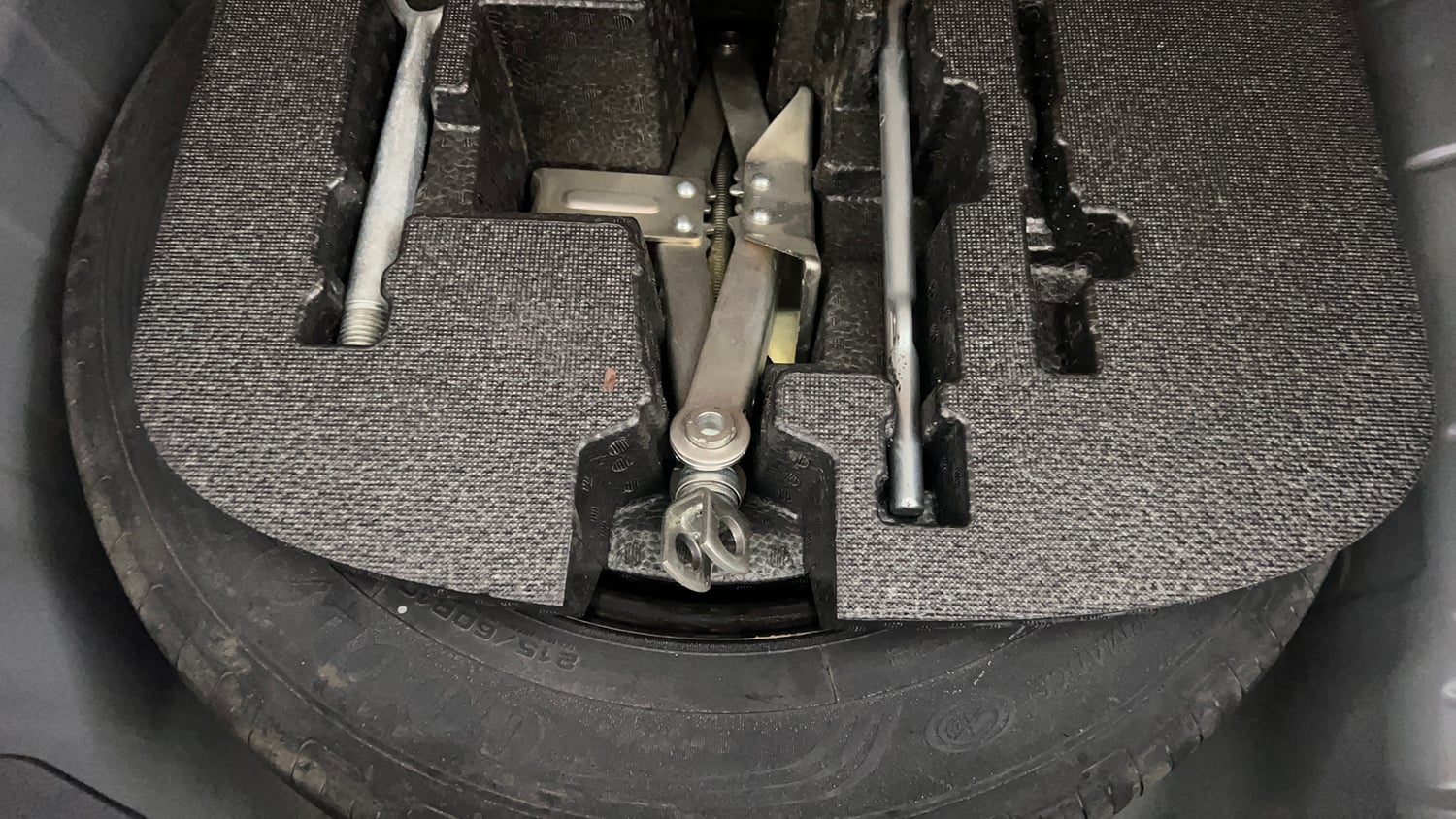 Used 2023 Honda Elevate VX MT Petrol Manual tyres SPARE TYRE VIEW