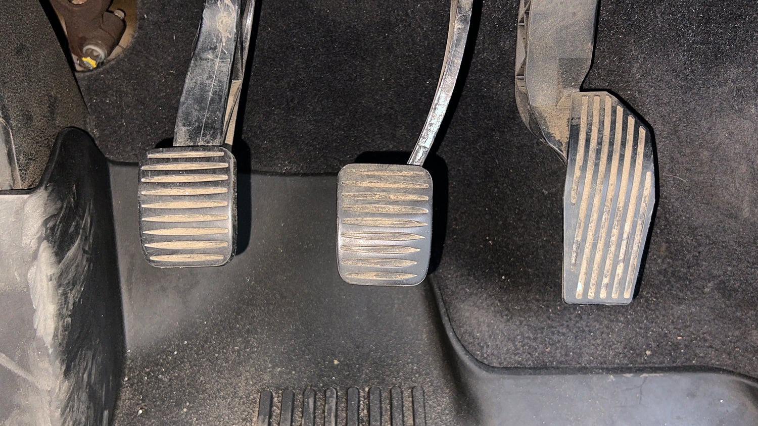 Used 2024 Jeep Compass Limited (O) 2.0 Diesel Diesel Manual interior PEDALS VIEW
