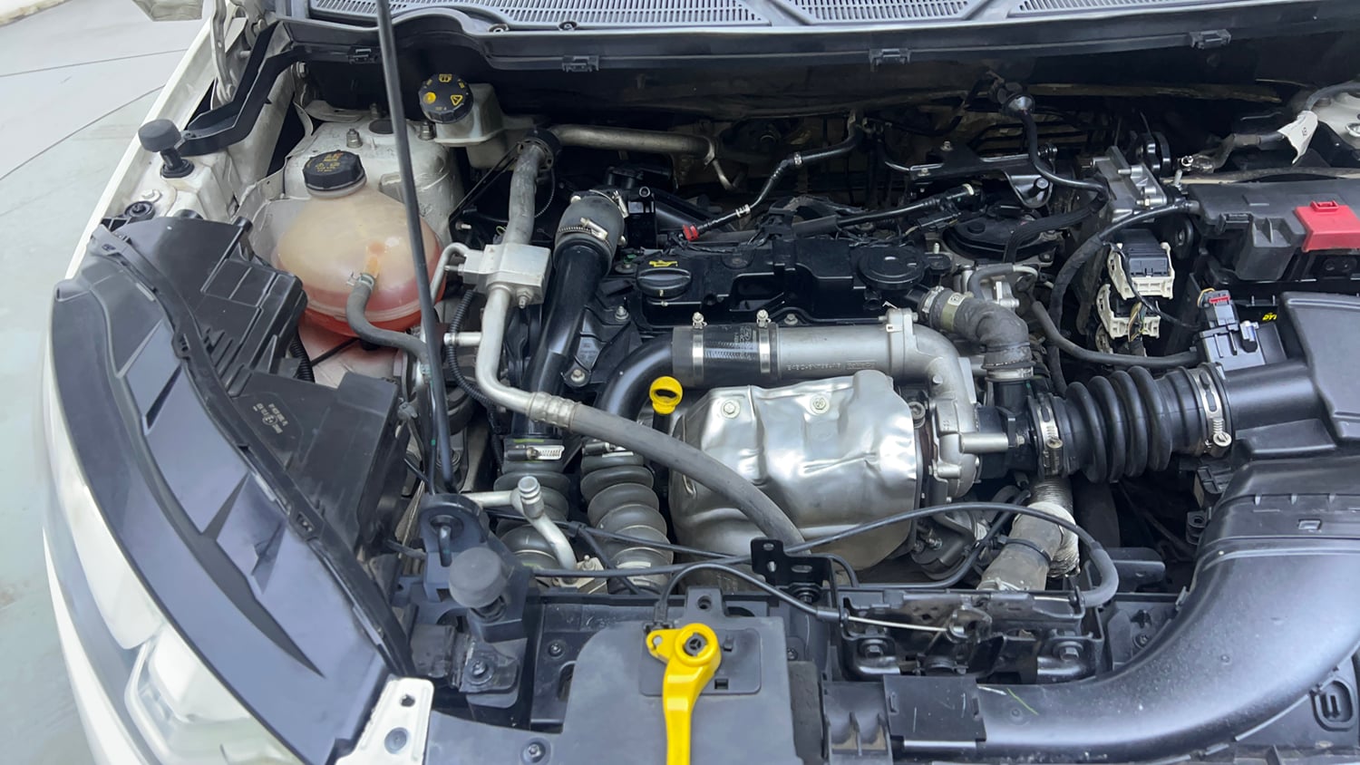 Used 2019 Ford EcoSport Titanium 1.5L TDCi Diesel Manual engine ENGINE RIGHT SIDE VIEW