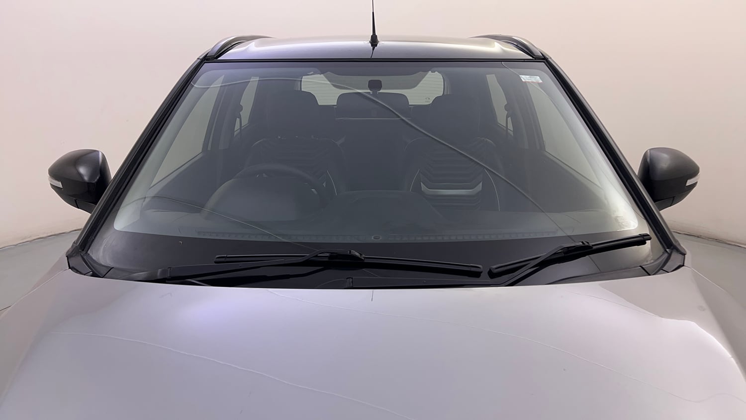 Used 2022 maruti-suzuki Vitara Brezza VXi Petrol Manual exterior FRONT WINDSHIELD VIEW