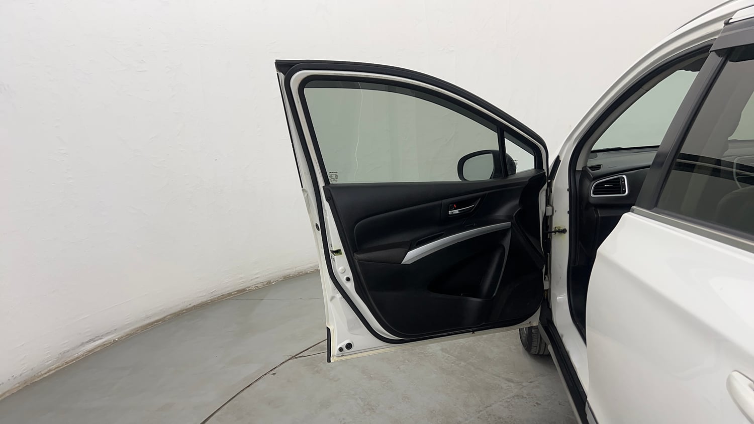 Used 2021 Maruti Suzuki S-Cross Alpha Petrol Manual interior LEFT FRONT DOOR OPEN VIEW