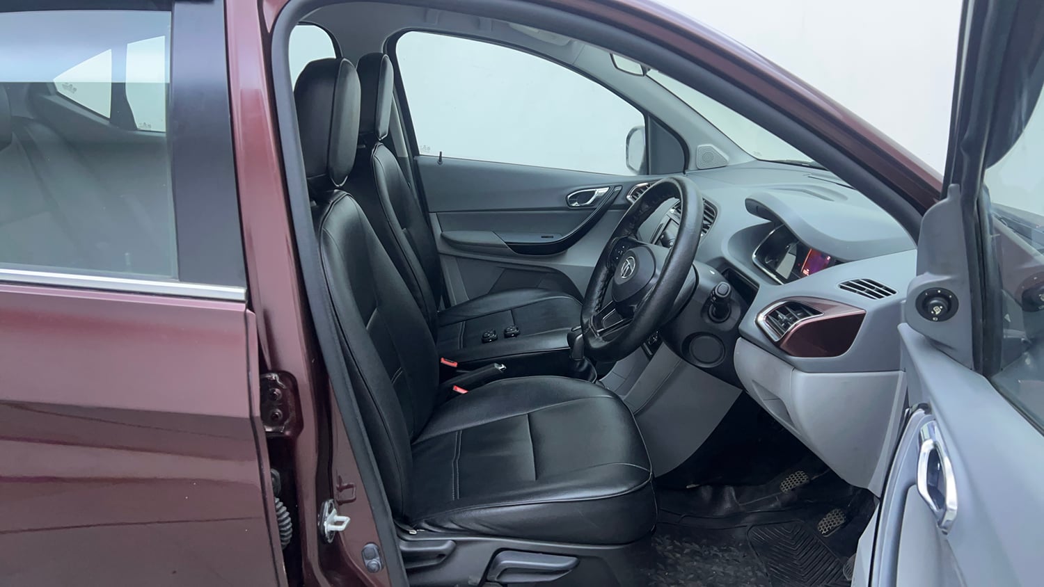 Used 2021 Tata Tigor XZ Plus Petrol Manual interior RIGHT SIDE FRONT DOOR CABIN VIEW