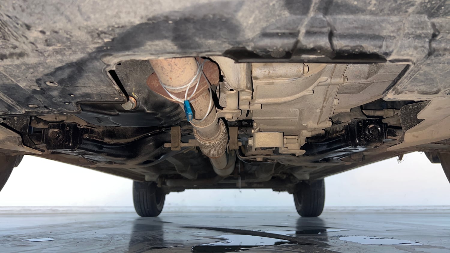 Used 2023 Tata Nexon XE Petrol Manual extra FRONT LEFT UNDERBODY VIEW