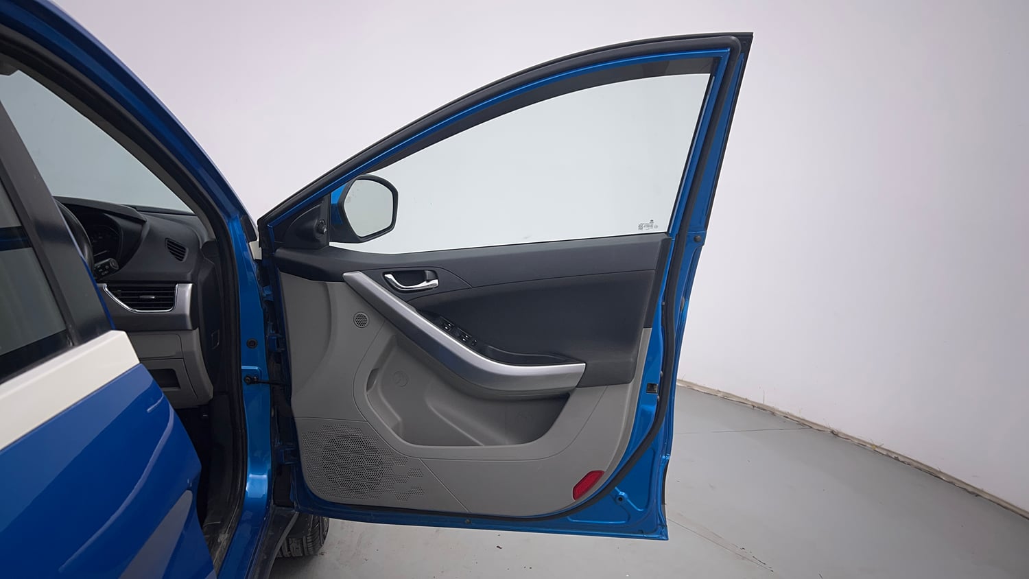 Used 2018 Tata Nexon XZ Plus Diesel Diesel Manual interior RIGHT FRONT DOOR OPEN VIEW