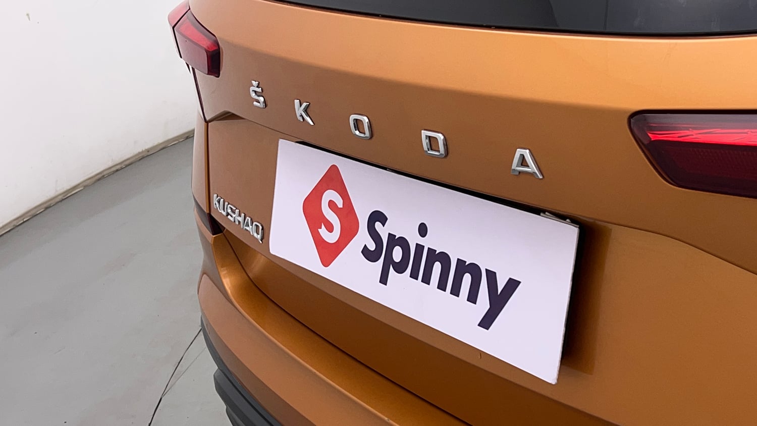 Used 2022 Skoda Kushaq Active 1.0 TSI MT Petrol Manual dents MINOR SCRATCH