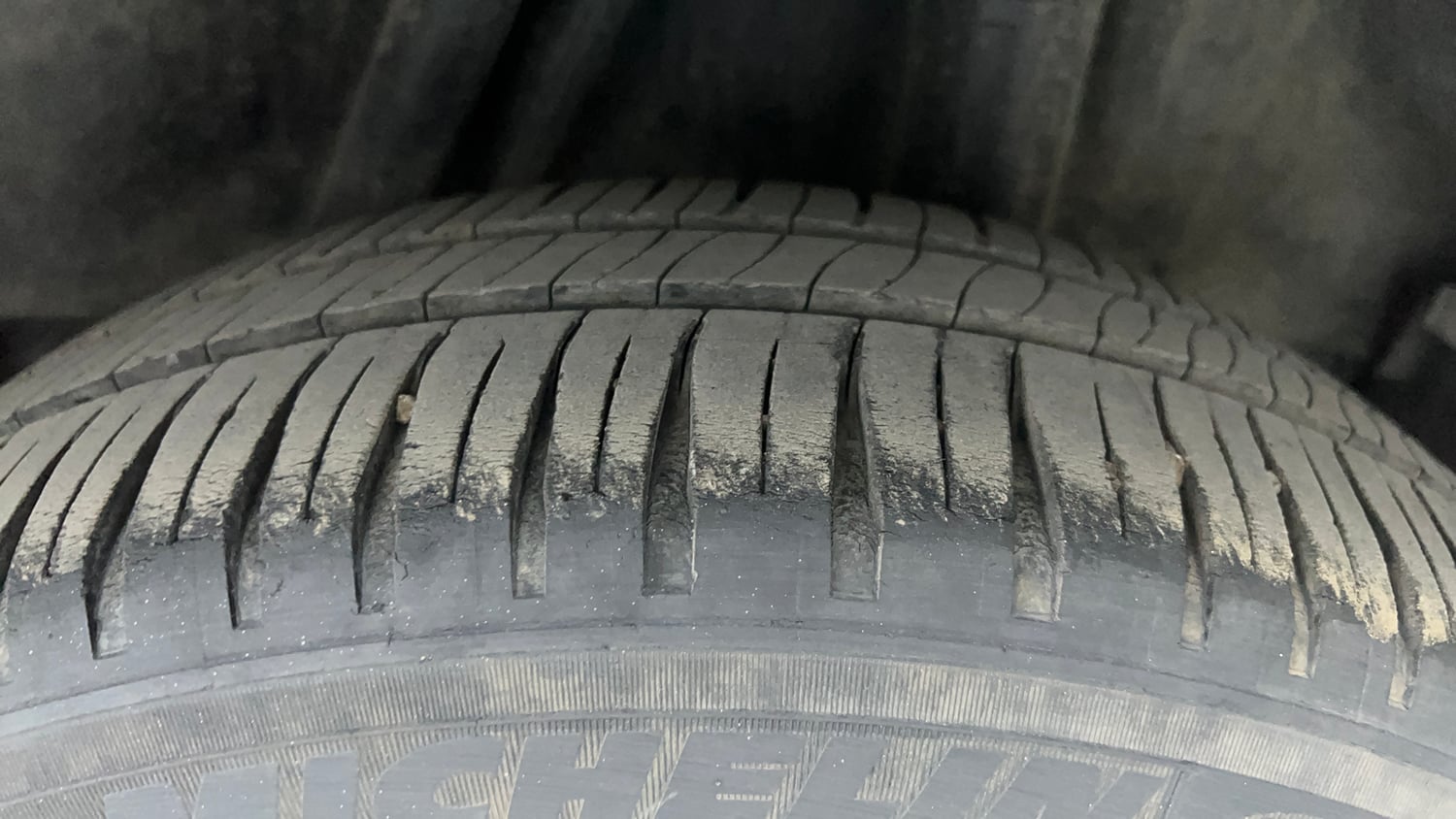 Used 2014 Honda City VX CVT Petrol Automatic tyres LEFT REAR TYRE TREAD VIEW