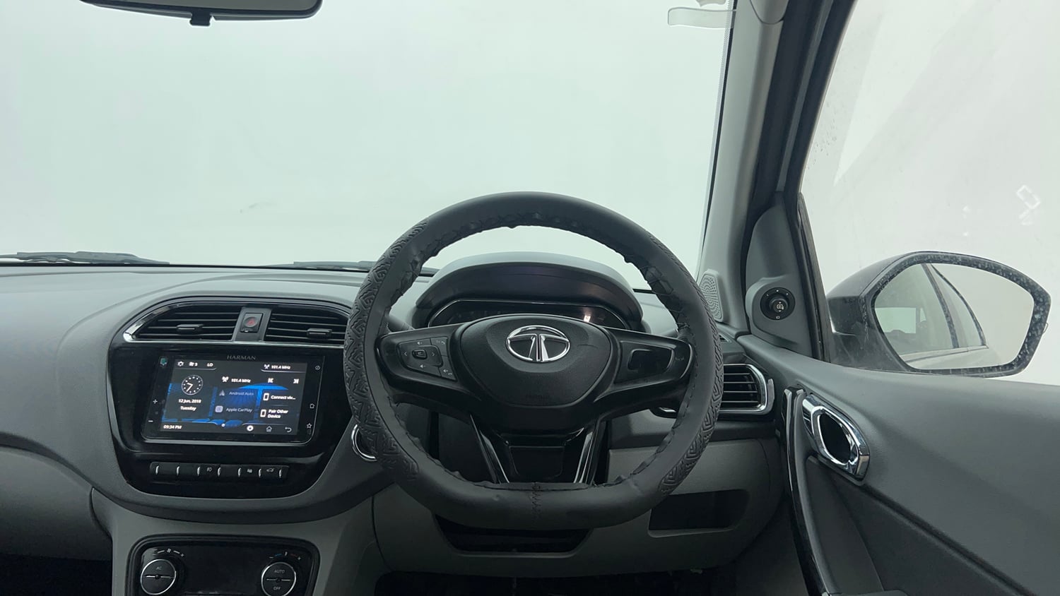 Used 2021 Tata Tigor XZ Plus Petrol Manual interior STEERING VIEW