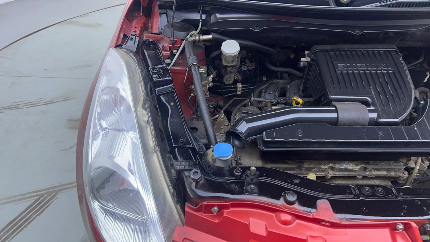 Used 2013 Maruti Suzuki Swift VXi Petrol Manual engine ENGINE RIGHT SIDE VIEW