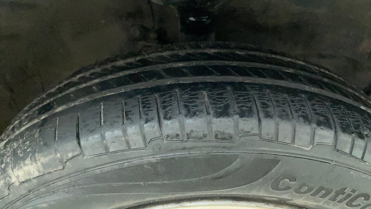 Used 2012 Maruti Suzuki Wagon R LXi Petrol Manual tyres RIGHT FRONT TYRE TREAD VIEW