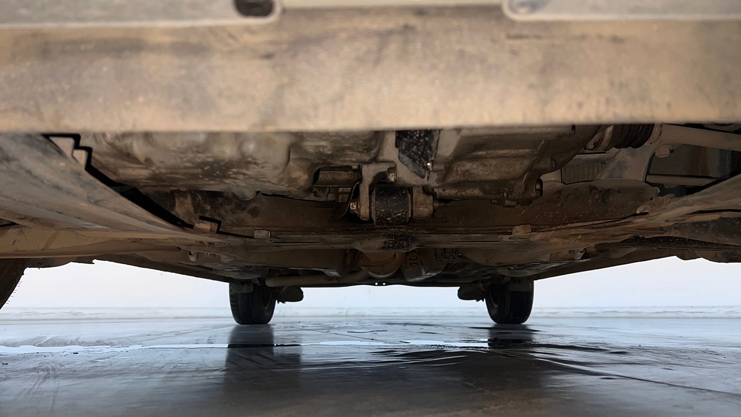 Used 2015 Honda Amaze 1.2 S i-VTEC Petrol Manual extra FRONT LEFT UNDERBODY VIEW