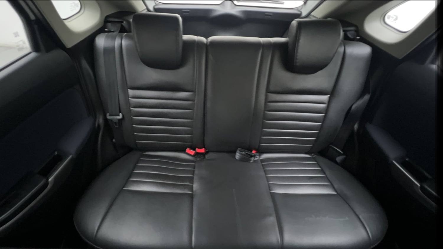 Used 2019 Maruti Suzuki Baleno Zeta Petrol Manual interior REAR SEAT CONDITION VIEW