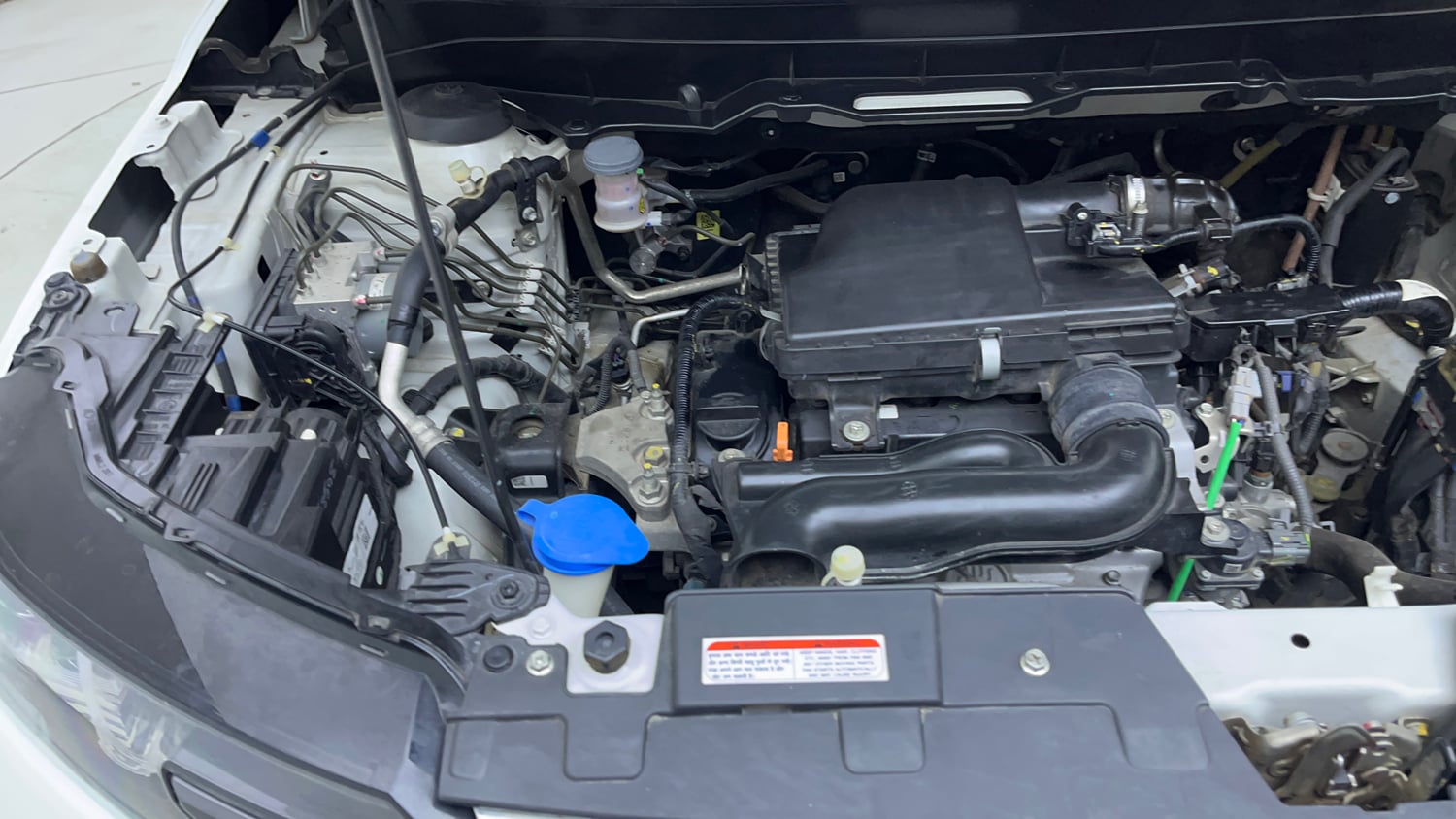Used 2023 Maruti Suzuki Brezza ZXi Plus Petrol Manual engine ENGINE RIGHT SIDE VIEW
