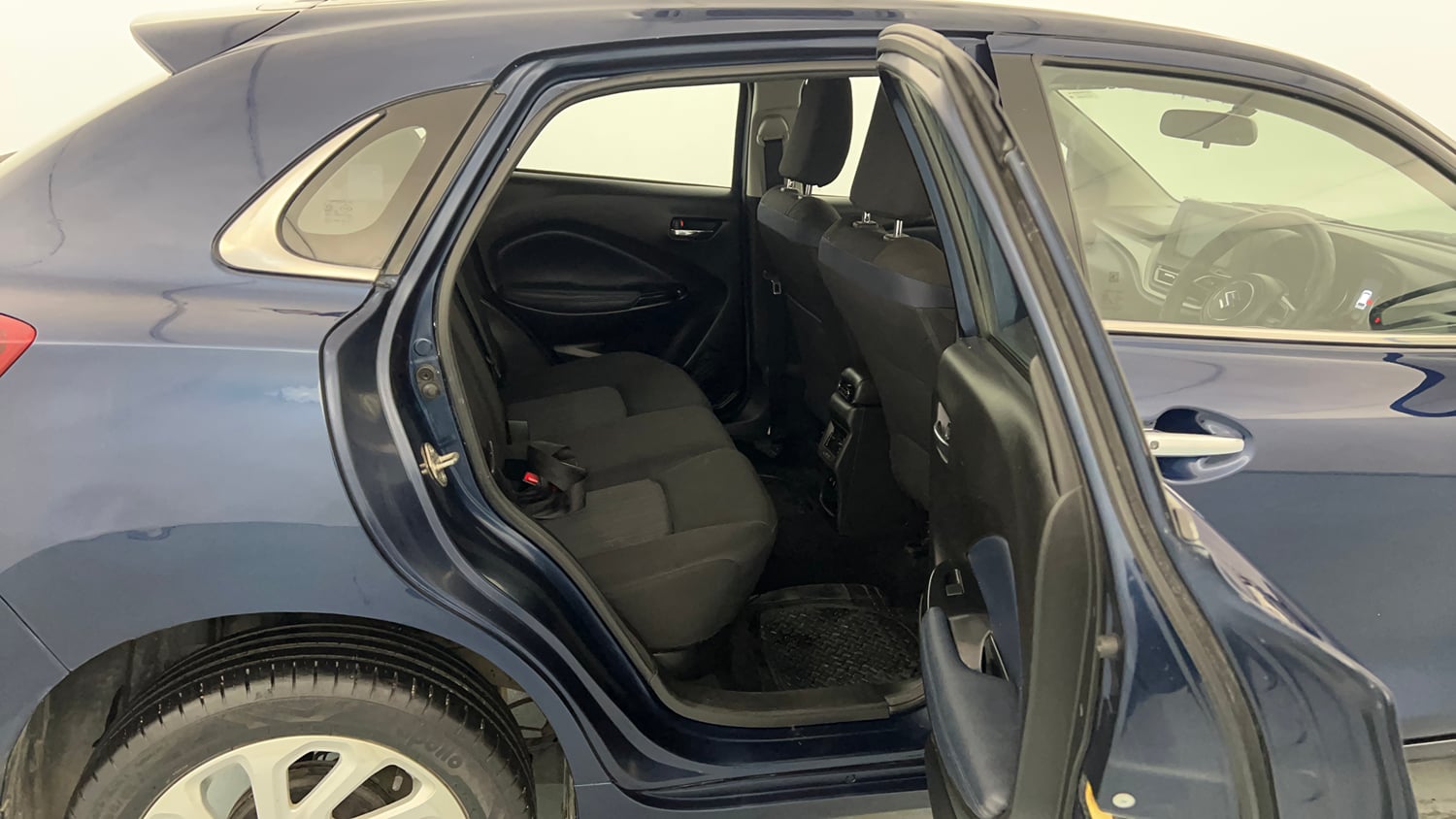 Used 2022 Maruti Suzuki Baleno Zeta AGS Petrol Automatic interior RIGHT SIDE REAR DOOR CABIN VIEW