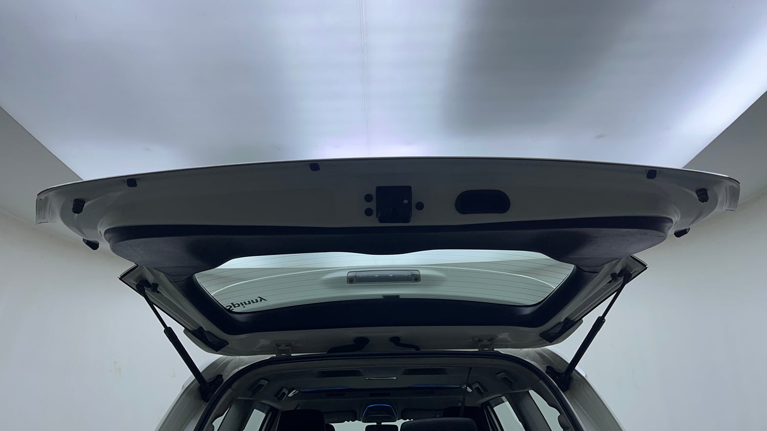 Used 2019 Toyota Innova Crysta Touring Sport Diesel AT Diesel Automatic interior DICKY DOOR OPEN VIEW