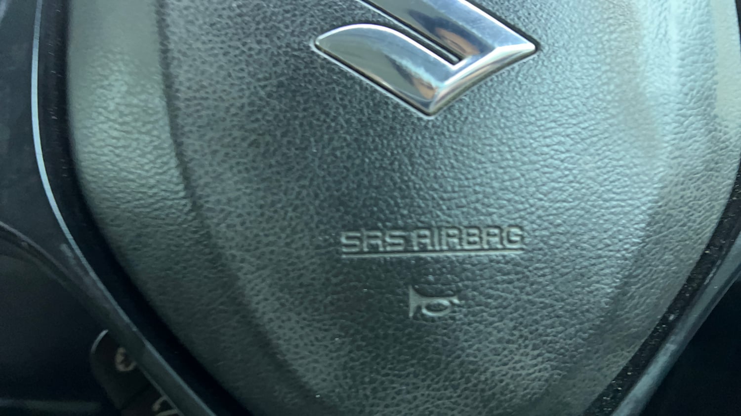 Used 2016 Maruti Suzuki Baleno Zeta 1.2 AT Petrol Automatic top_features Airbags