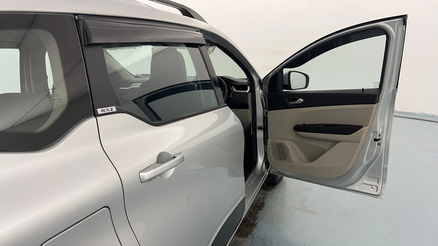 Used 2020 Renault Triber RXZ Petrol Manual interior RIGHT FRONT DOOR OPEN VIEW
