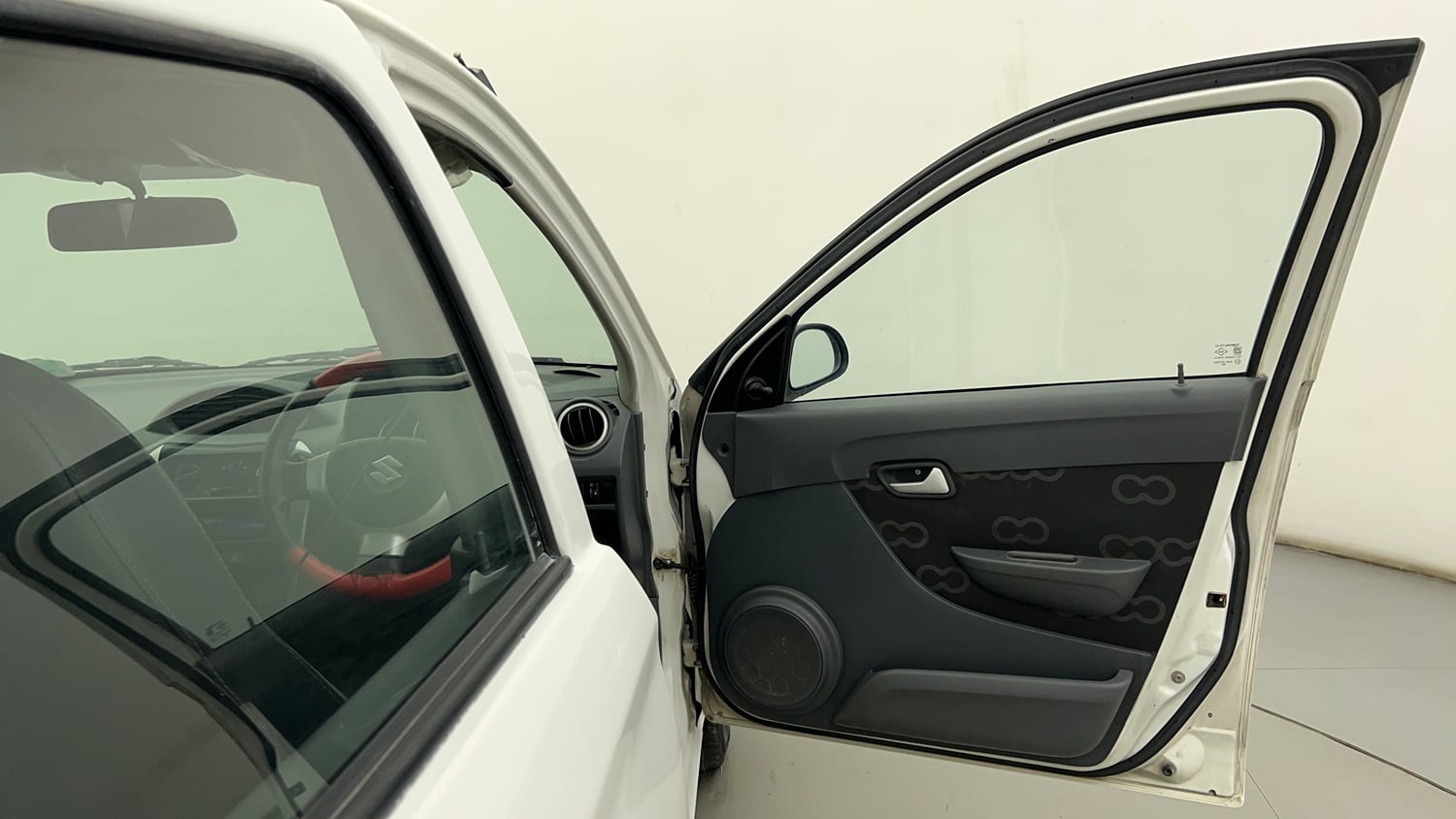 Used 2014 Maruti Suzuki Alto 800 Lxi Petrol Manual interior RIGHT FRONT DOOR OPEN VIEW