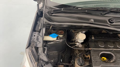 Used 2016 Maruti Suzuki Wagon R VXI Petrol Manual engine ENGINE RIGHT SIDE HINGE & APRON VIEW