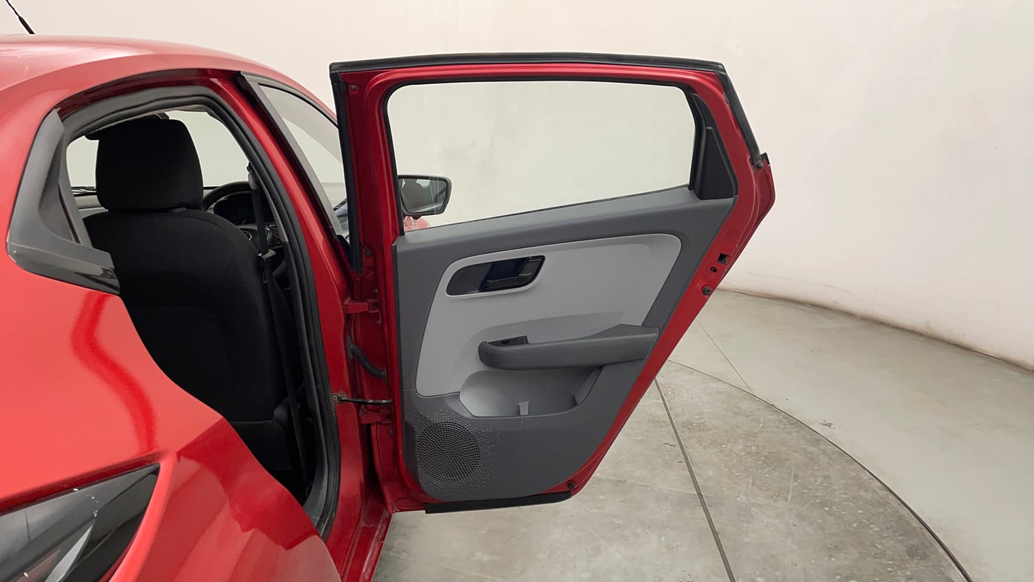 Used 2020 Tata Altroz XT Petrol Petrol Manual interior RIGHT REAR DOOR OPEN VIEW
