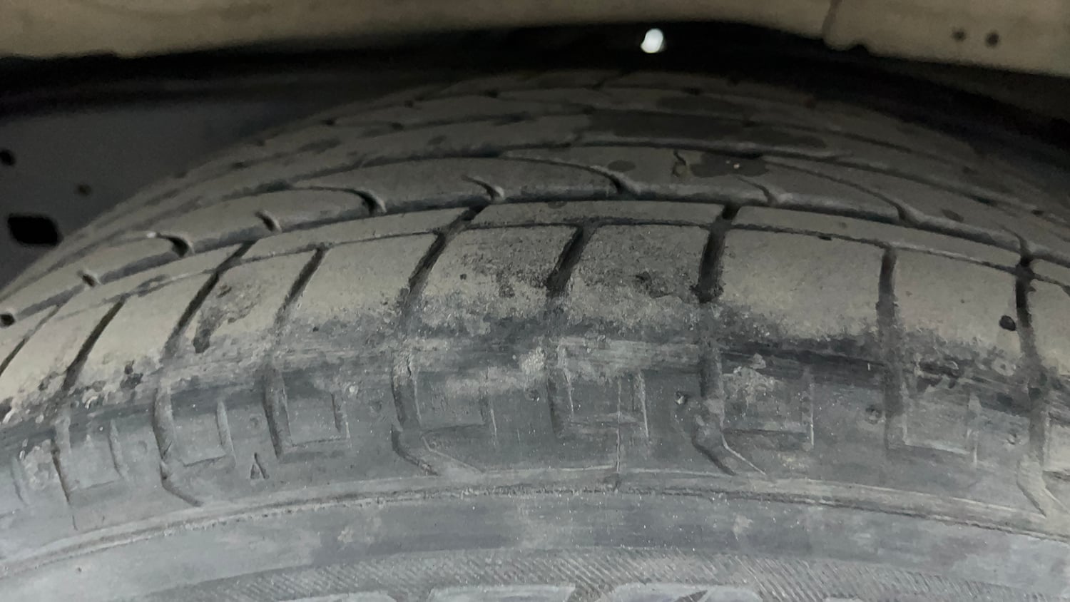 Used 2019 Toyota Innova Crysta Touring Sport Diesel AT Diesel Automatic tyres LEFT REAR TYRE TREAD VIEW