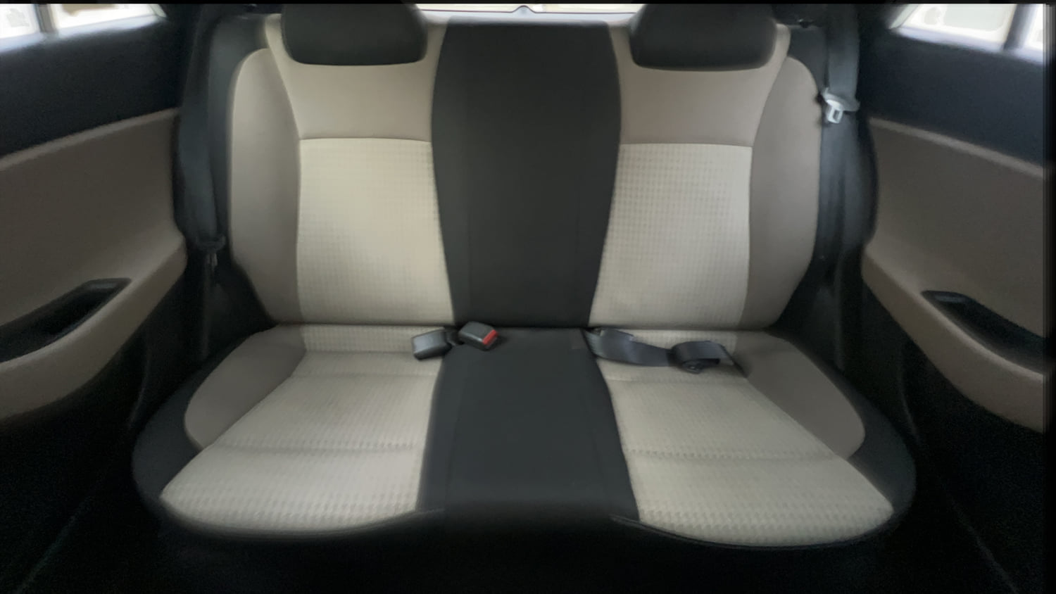 Used 2018 Hyundai Elite i20 Asta 1.2 AT Petrol Automatic interior REAR SEAT CONDITION VIEW