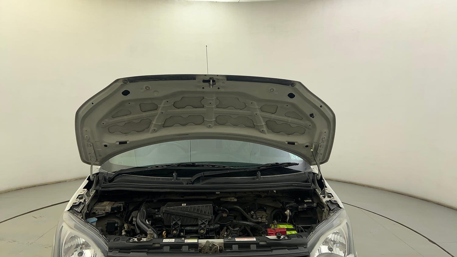 Used 2023 Maruti Suzuki Wagon R VXI 1.0 CNG Cng Manual engine ENGINE & BONNET OPEN FRONT VIEW