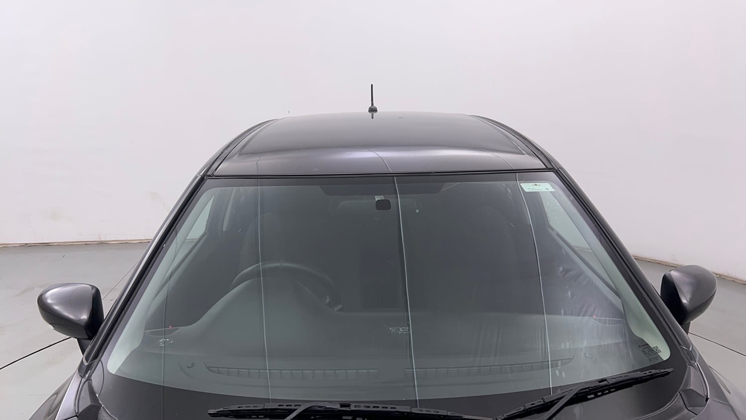 Used 2018 Maruti Suzuki Baleno Delta 1.2 Petrol Manual exterior FRONT WINDSHIELD VIEW