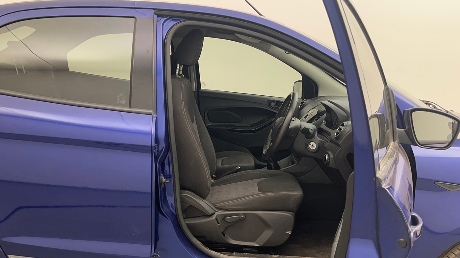 Used 2017 Ford Figo Aspire Titanium 1.2 Ti-VCT Sports Edition Petrol Manual interior RIGHT SIDE FRONT DOOR CABIN VIEW