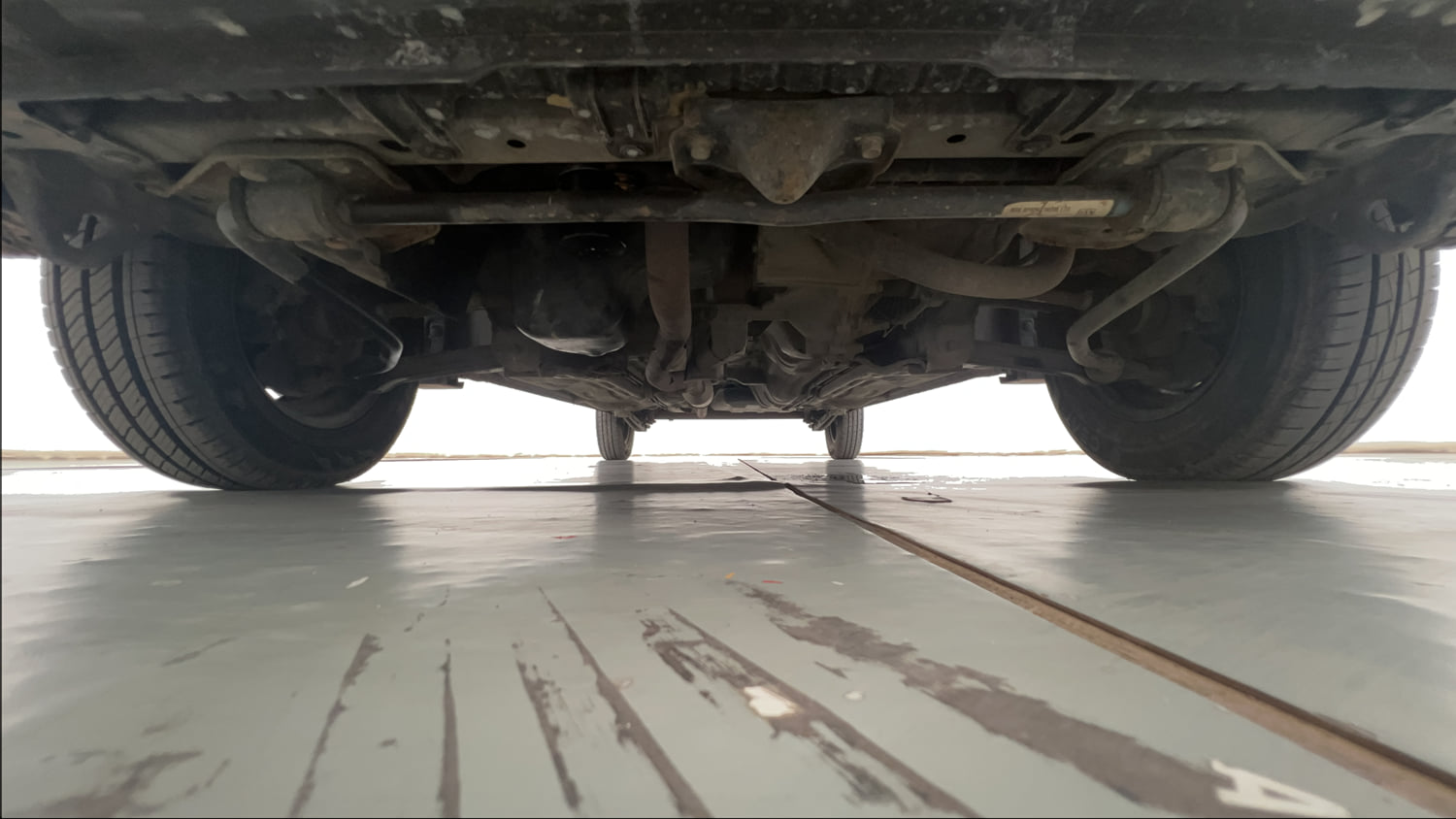 Used 2020 Maruti Suzuki Alto 800 Vxi Plus Petrol Manual extra FRONT LEFT UNDERBODY VIEW